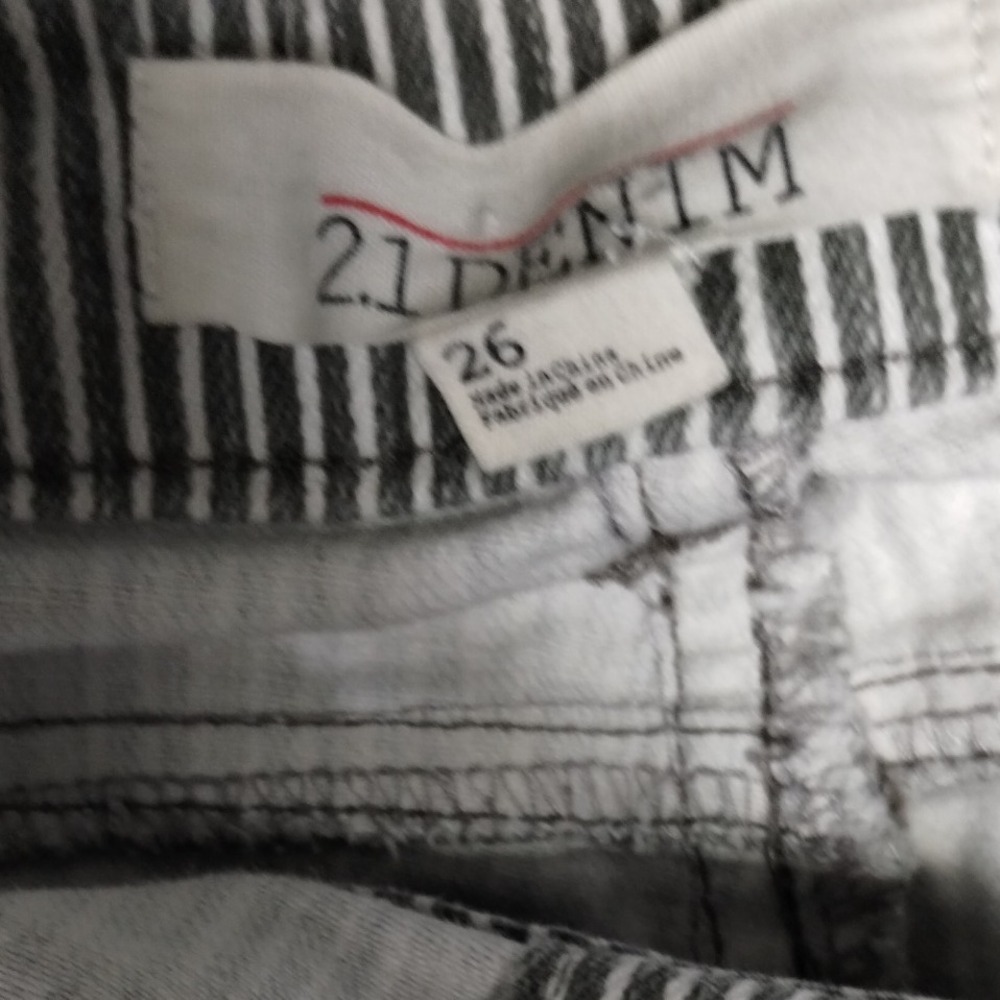21 Denim Overalls Romper Striped Button Front Casual Cute Size 26 - Picture 5 of 12